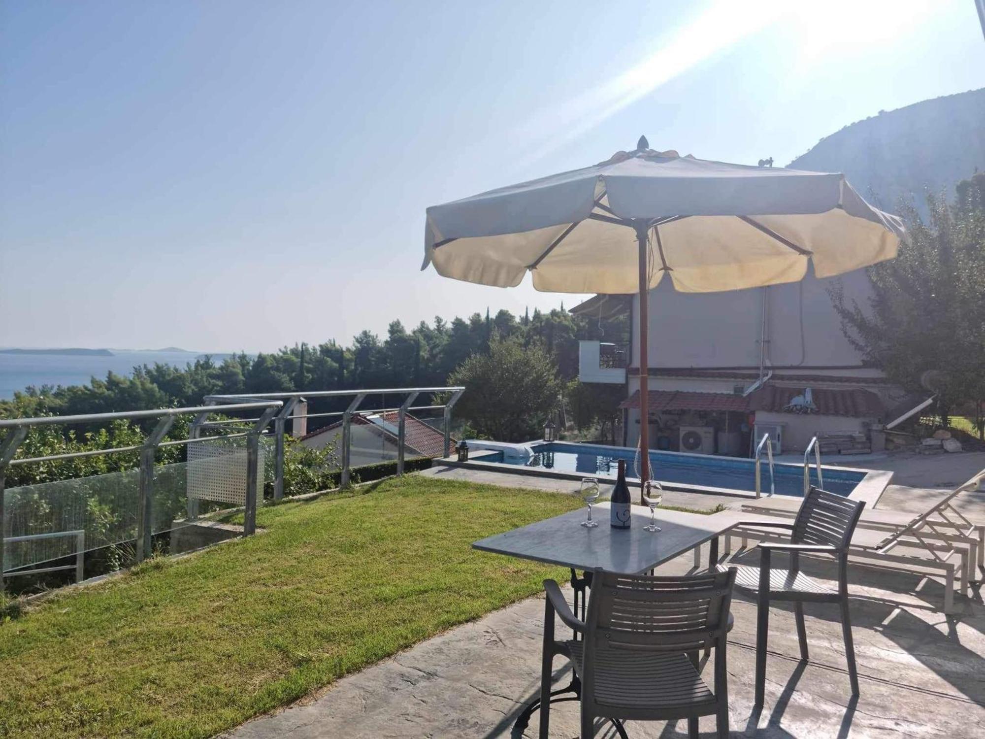 Giannis Village Resort Astakos Bagian luar foto
