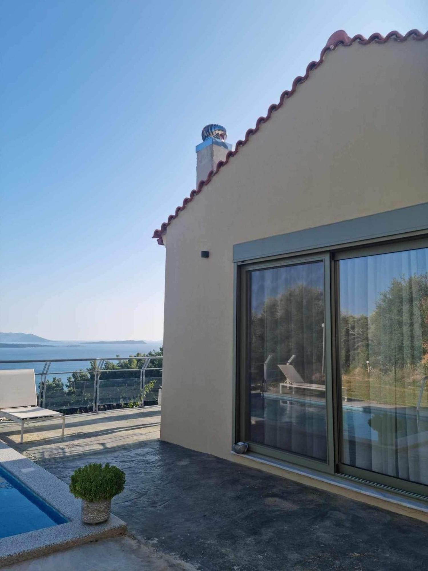 Giannis Village Resort Astakos Bagian luar foto