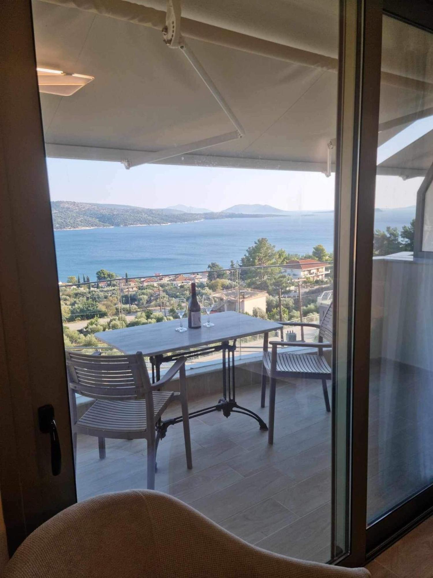 Giannis Village Resort Astakos Bagian luar foto