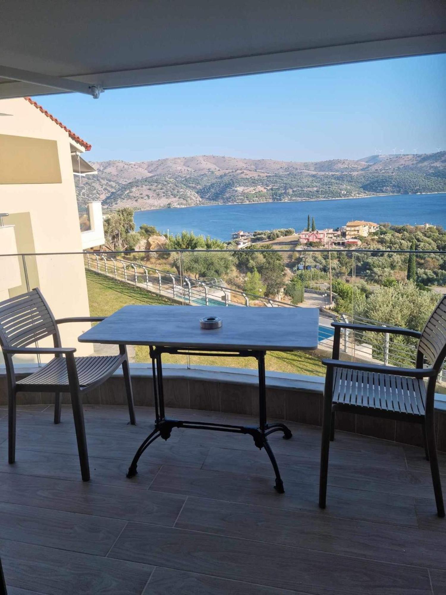 Giannis Village Resort Astakos Bagian luar foto