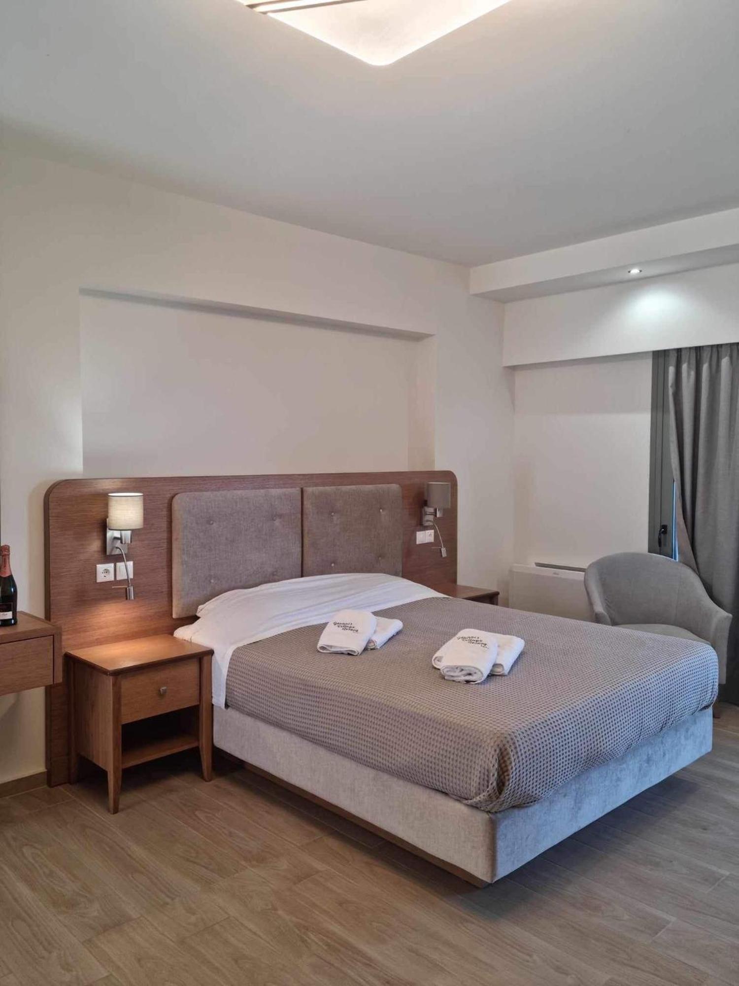 Giannis Village Resort Astakos Bagian luar foto