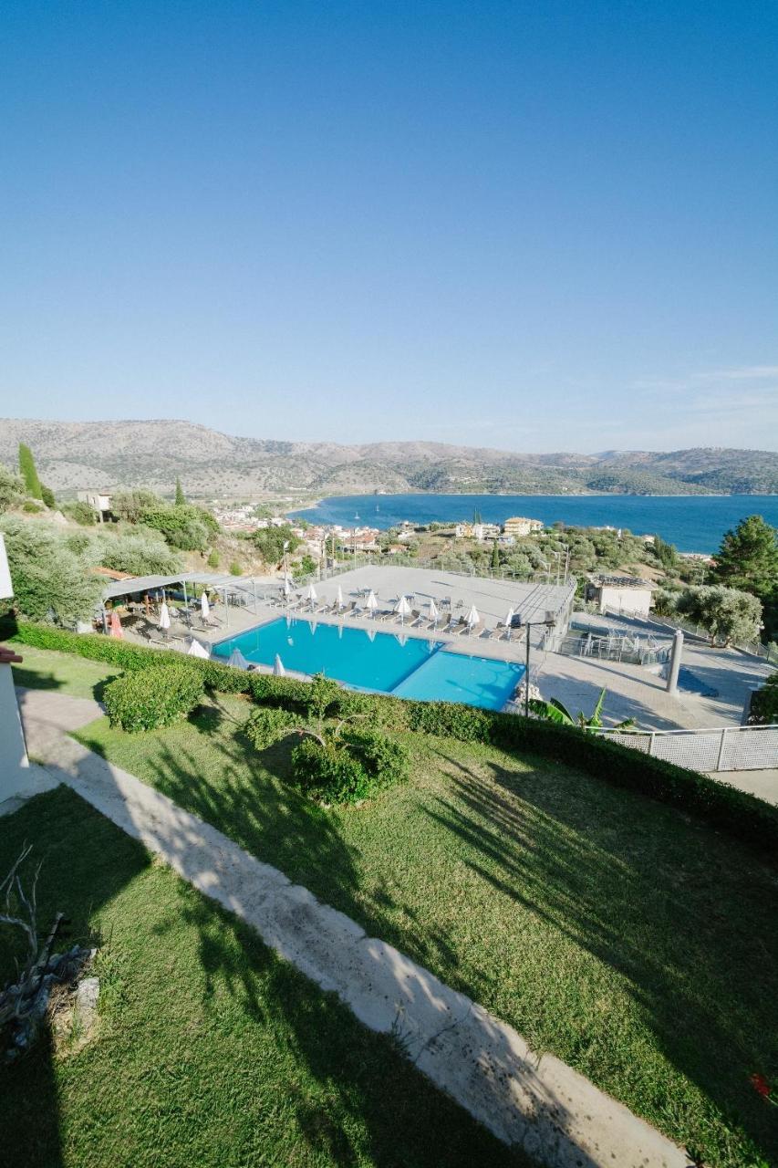 Giannis Village Resort Astakos Bagian luar foto